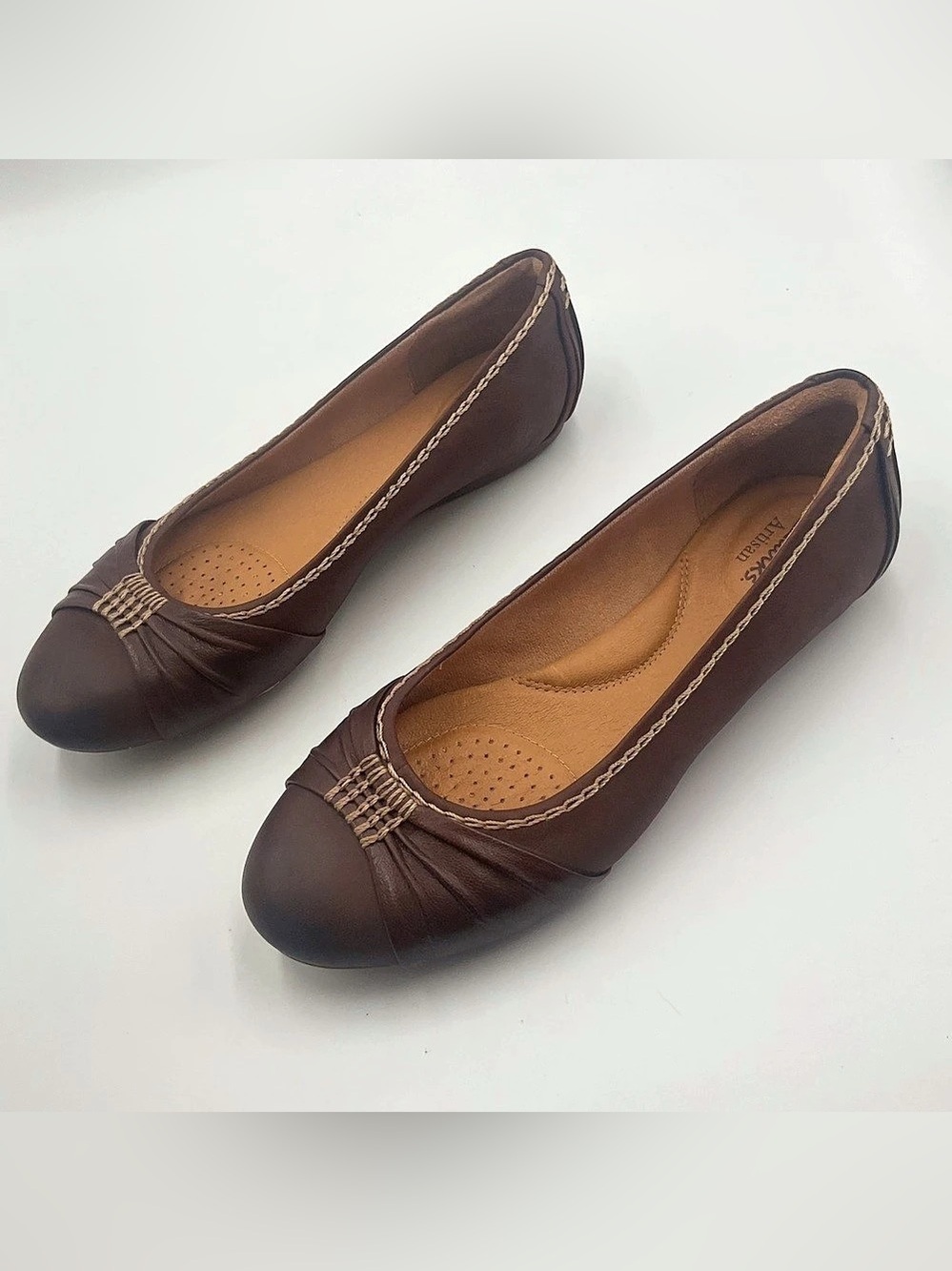 Clarks Women's Artisan Ballet Flat Aldea Adobe Brown Leather Slip On Shoe 7.5